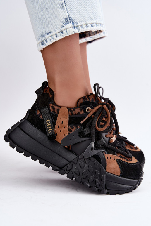 Zapatillas negras de ante sintético con plataforma y detalles de estampado de leopardo GOE UU2N4017
