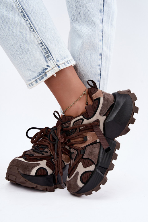 Zapatillas marrones de ante sintético con plataforma y cordones dobles GOE UU2N4012