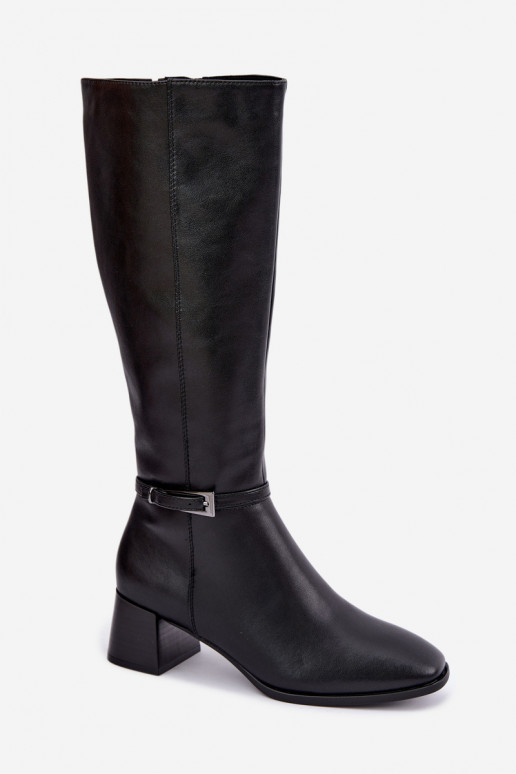 Botas altas negras de cuero aisladas con tacones y hebillas Sergio Leone KZ-31