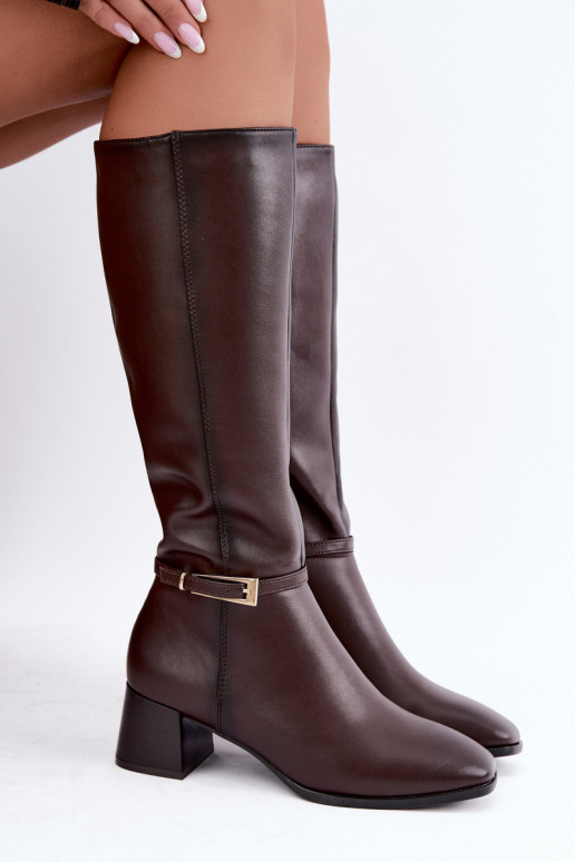 Botas altas de cuero aisladas con tacones y hebillas Sergio Leone KZ-31