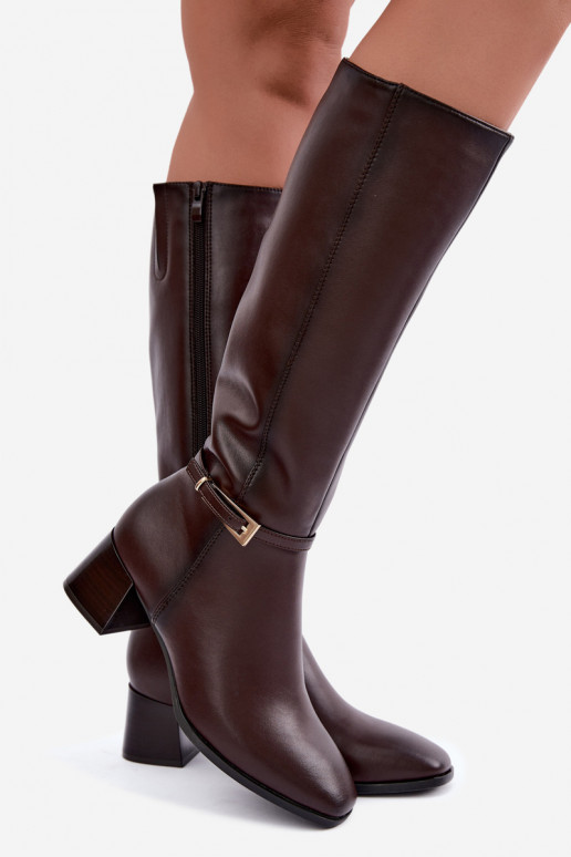 Botas altas de cuero aisladas con tacones y hebillas Sergio Leone KZ-31