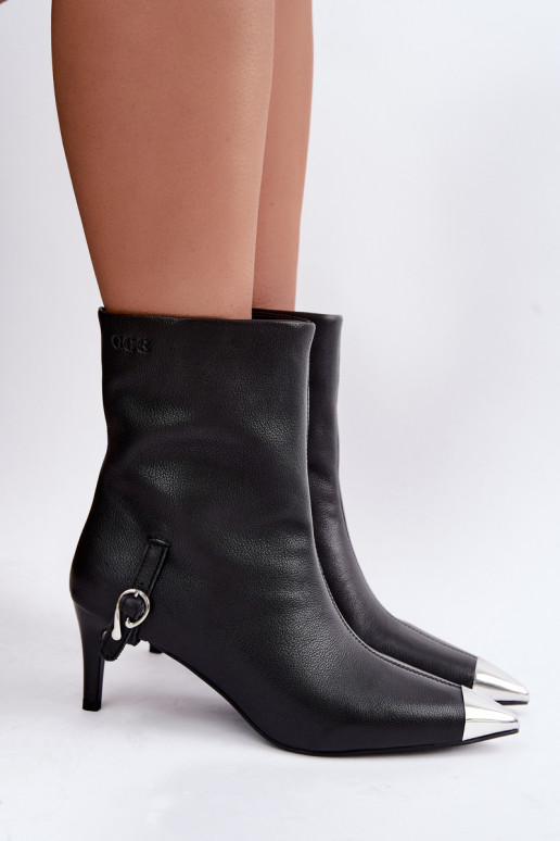 Botines de cuero forrados con tacones finos GOE UU2N4226 negros