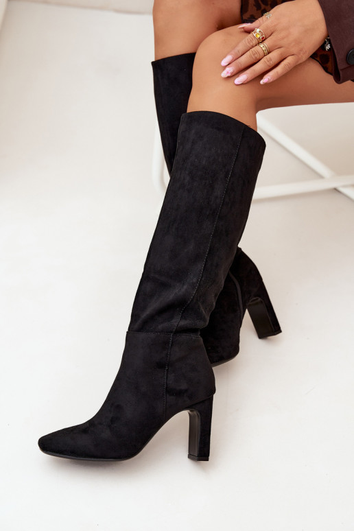 Botas altas de mujer con tacón, aisladas, en negro Zamira