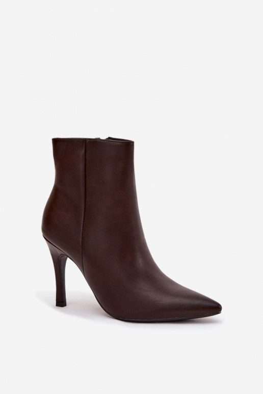 Botines de mujer aislados con tacones finos, de cuero sintético, en chocolate Nolisse
