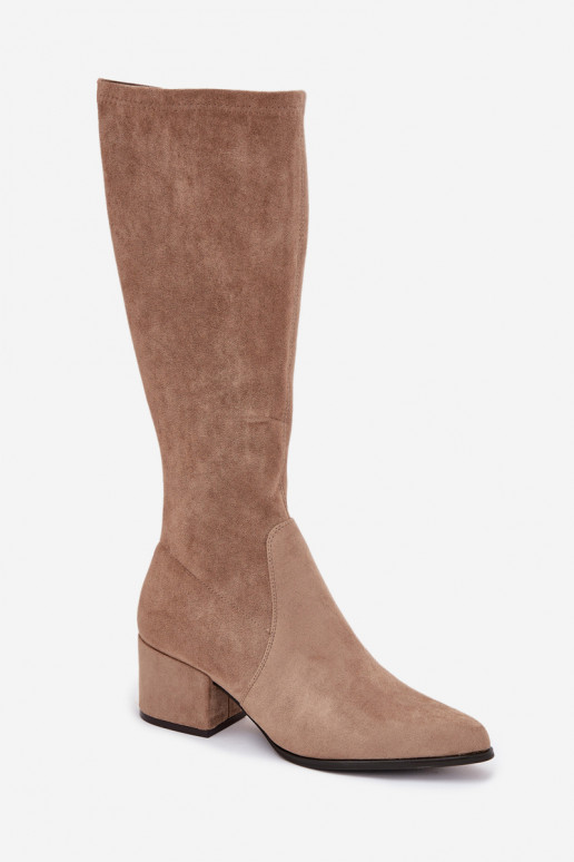 Botas altas para mujer de tacón bajo en ante sintético color arena Sergio Leone KZ212