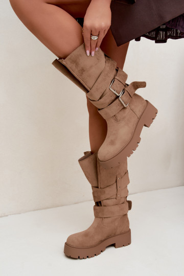 Botas altas y cálidas con plataforma y hebillas en color arena Palomae 2