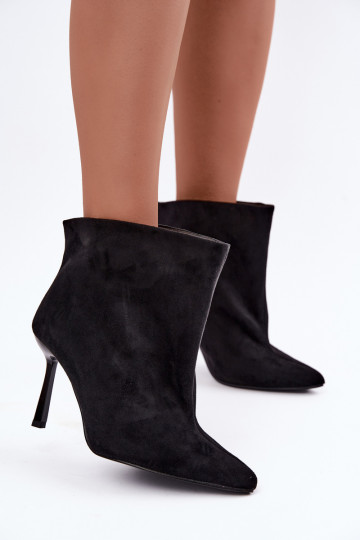 Botines slip-on con tacones finos en negro Kamea 2