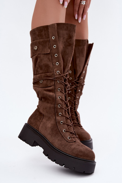 Botas altas y cálidas con plataforma y cordones en marrón Cressida