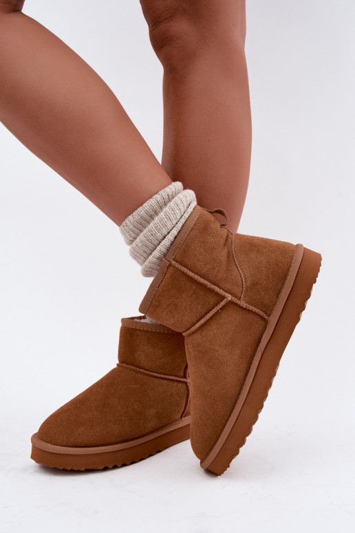 Botas de nieve cálidas de ante sintético con piel en el interior en color marrón Amandine
