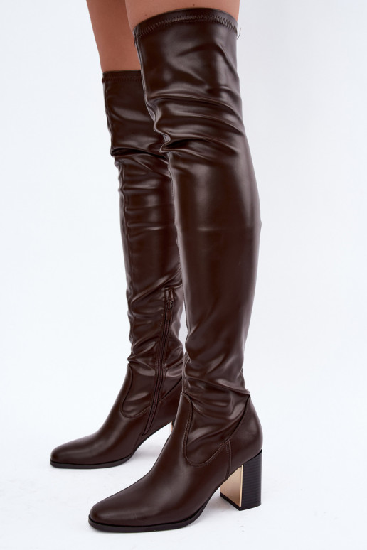 Botas altas de chocolate con tacón Primelle
