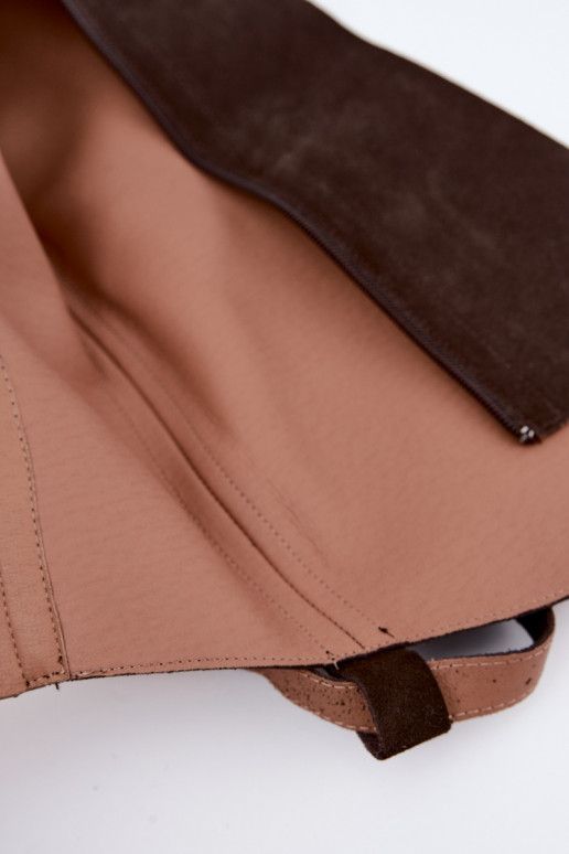 Botas altas de chocolate de ante con correas decorativas Clarimond