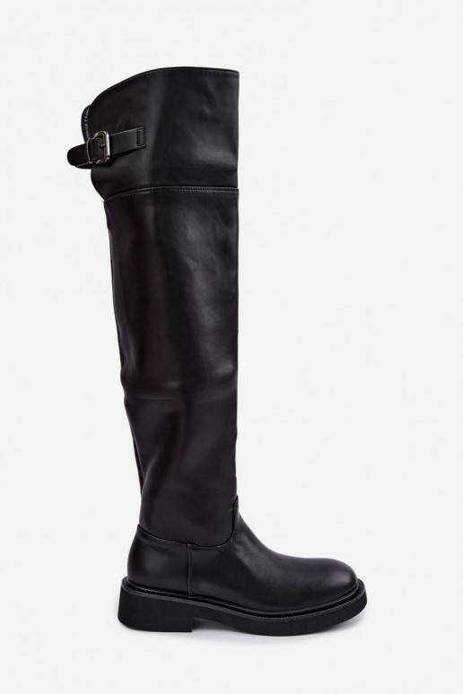 botas altas forradas con tacón plano por encima de la rodilla y hebillas en color negro Bonira