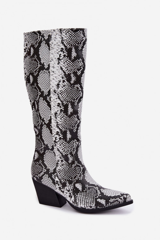 botas altas forradas de estilo cowboy con patrones de serpiente en color negro Bellina