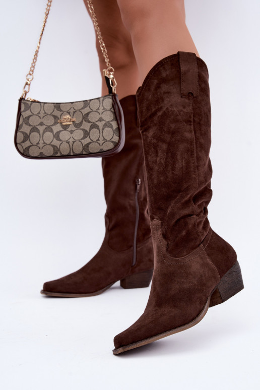 Botas de cowboy de chocolate de caña alta con tacón bajo Grisel