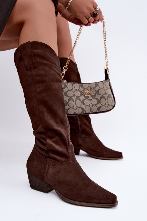 Botas de cowboy de chocolate de caña alta con tacón bajo Grisel