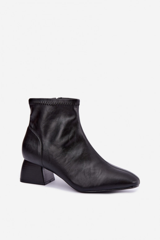 Botines negros Klocke de cuero sintético Estellea