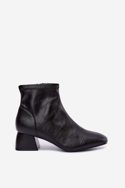 Botines negros Klocke de cuero sintético Estellea