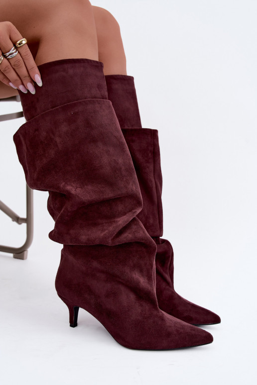 Orielle botas largas calentitas con volantes y tacones en color burdeos
