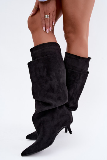 Orielle botas largas calentitas con volantes y tacones en color negro