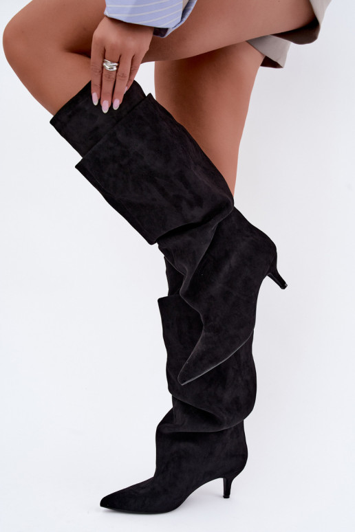 Orielle botas largas calentitas con volantes y tacones en color negro