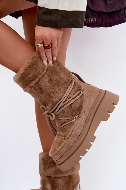 Botas de nieve con piel y plataforma en color arena Illyria