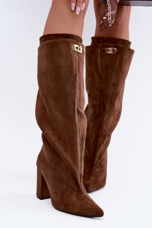 Botas altas cálidas con doble caña y tacones en color marrón de ante Luminelle