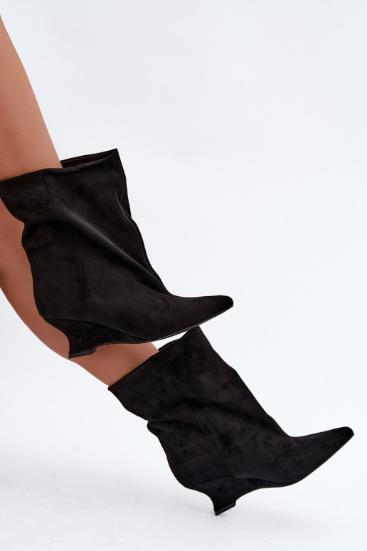 Botines de deslizamiento con plataforma en color negro Coralise
