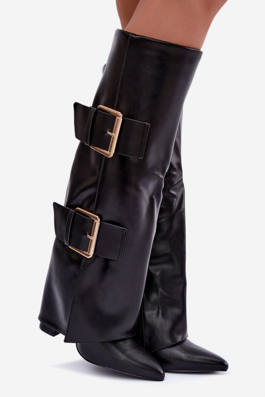 Botas altas aisladas Olympe con hebillas doradas en negro