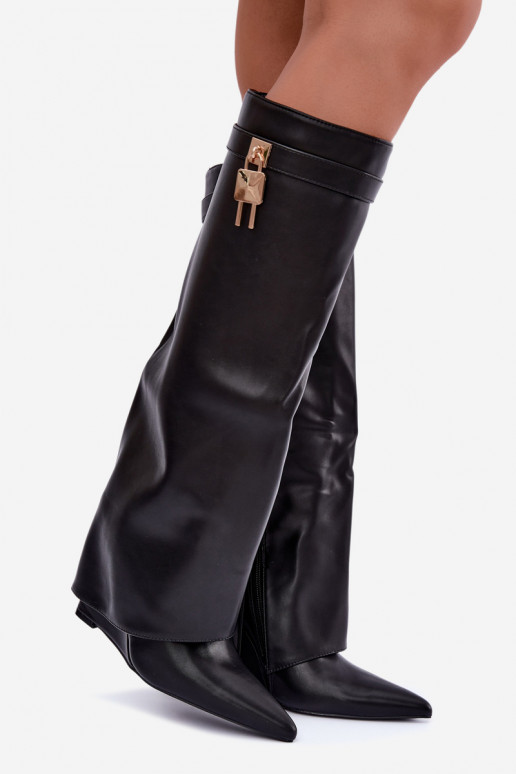 Botas altas Mirettea con plataforma y correas decorativas en negro