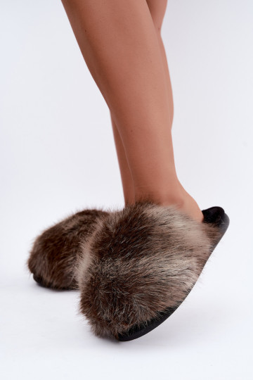 Zapatillas para mujer Bellisane con piel en marrón 2