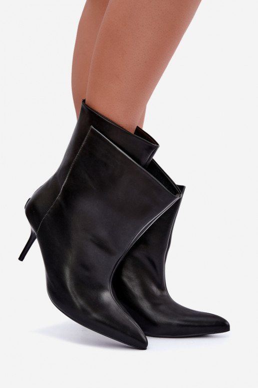 Botines aislados Damarielle con tacones finos en negro