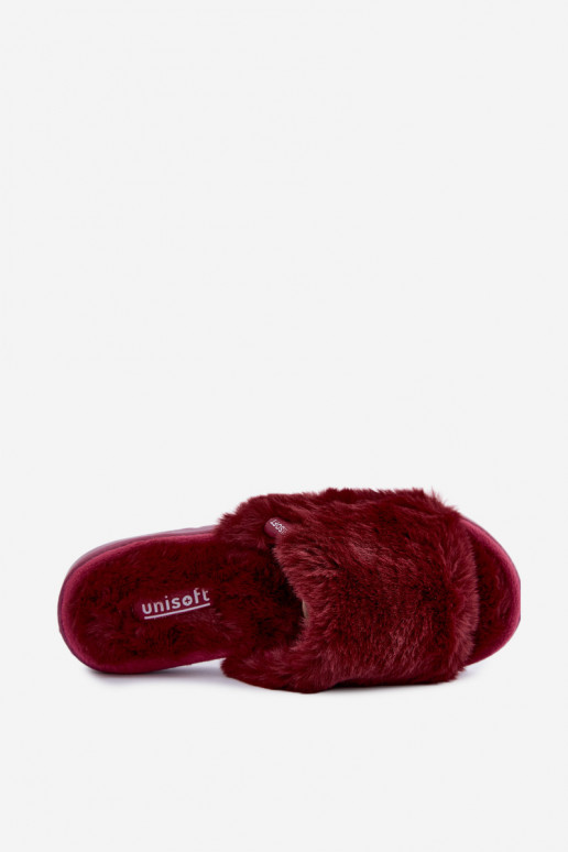 Zapatillas de mujer con pelo color burdeos Loraline