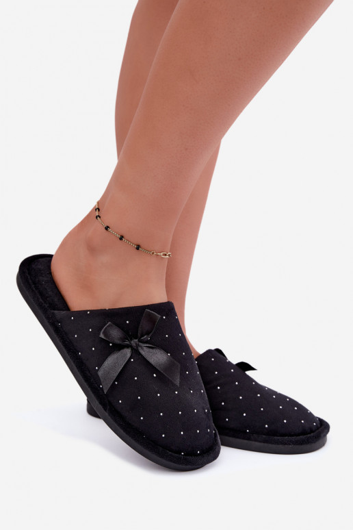 Zapatillas decoradas con lazos negros Loriane