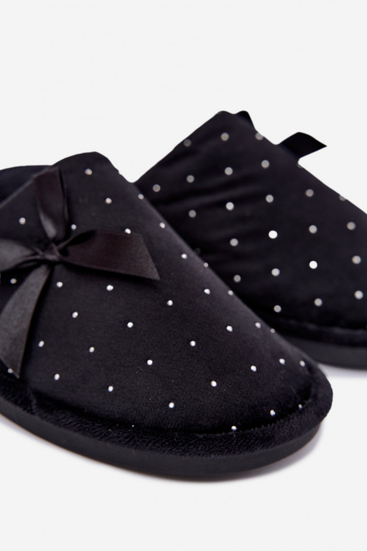 Zapatillas decoradas con lazos negros Loriane