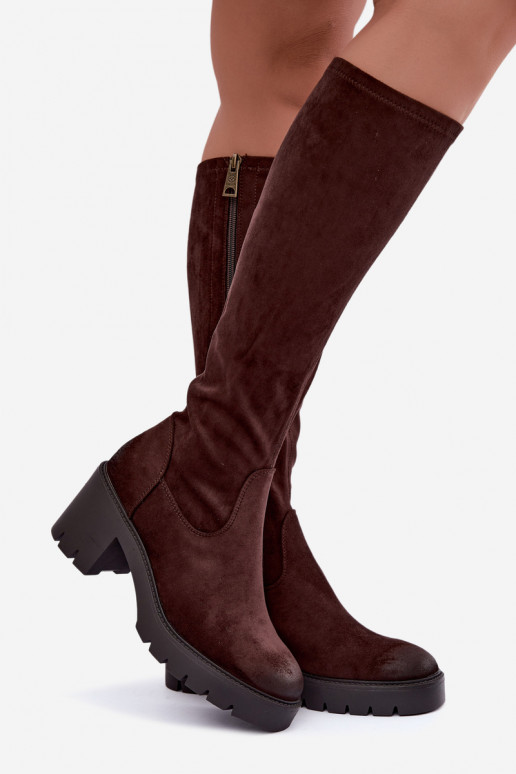 Botas sobre la rodilla de ante sintético con tacón color chocolate Vinceza 58332