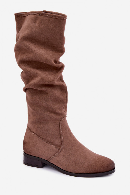 Botas aislantes arrugadas sobre la rodilla con tacones anchos color arena Vinceza 58669