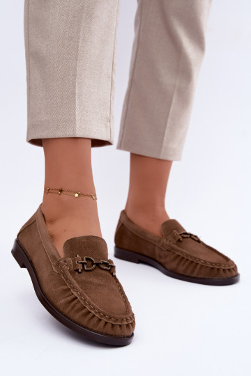 mocasines de ante con volantes y decoración Vinceza 31718 en color arena