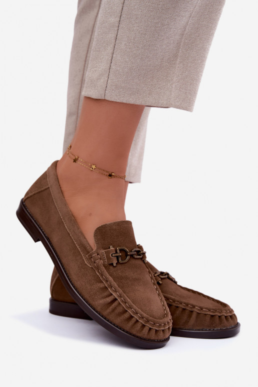 mocasines de ante con volantes y decoración Vinceza 31718 en color arena