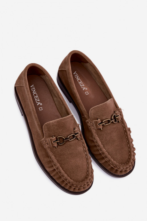 mocasines de ante con volantes y decoración Vinceza 31718 en color arena