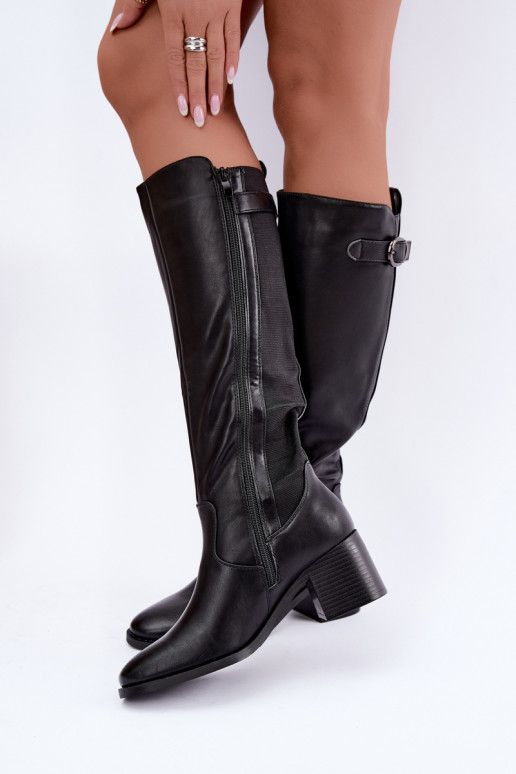 botas largas forradas con tacón y hebillas en color negro Lestine