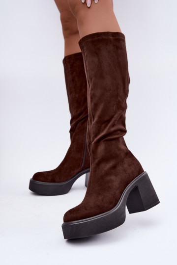botas largas para mujer con plataforma en color chocolate Nesalie