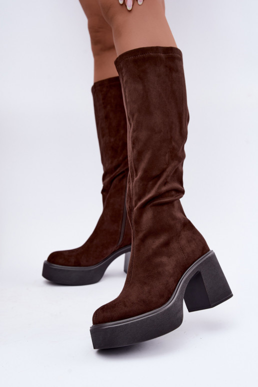botas largas para mujer con plataforma en color chocolate Nesalie