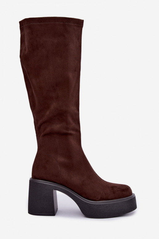 botas largas para mujer con plataforma en color chocolate Nesalie