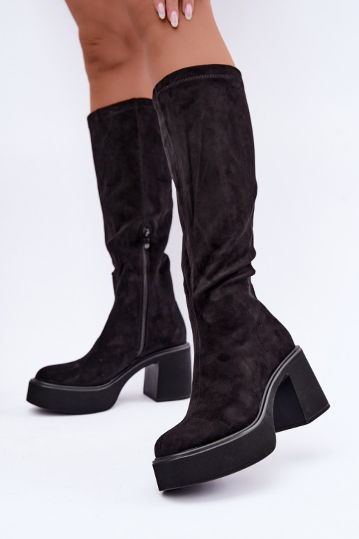 botas largas para mujer con plataforma en color negro Nesalie