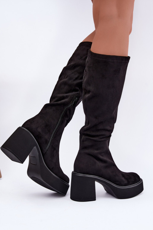botas largas para mujer con plataforma en color negro Nesalie