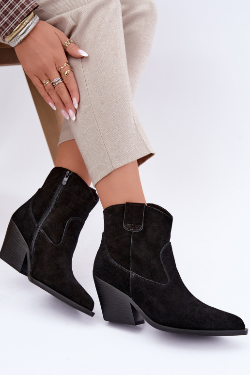 botas de ante forradas de estilo cowboy con tacón en color negro Tirabelle
