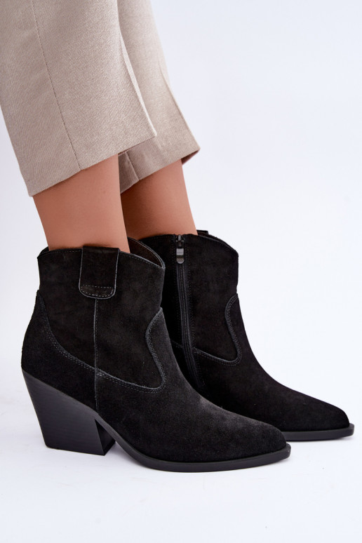 botas de ante forradas de estilo cowboy con tacón en color negro Tirabelle