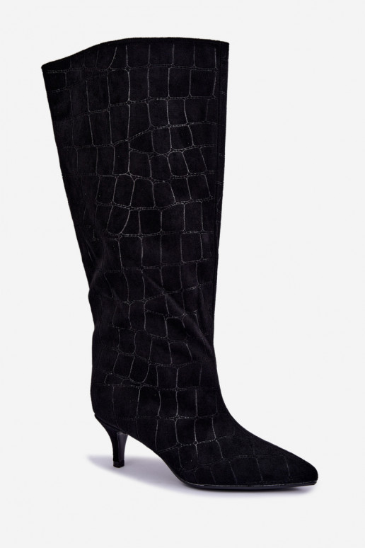 Botas negras de caña alta con detalles grabados y tacones Cazelle