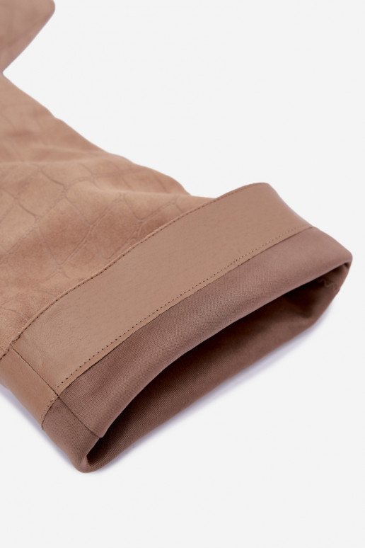 Botas beiges de caña alta con detalles grabados y tacones Cazelle