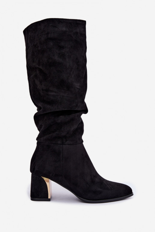 Botas altas arrugadas y calentitas con tacones en negro Ivenna